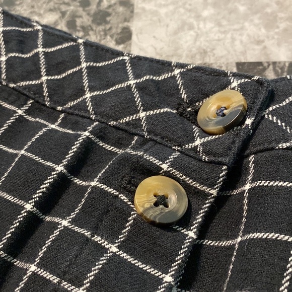 H&M Side Front Button Skirt - Size 4 - Picture 8 of 8